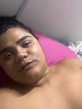 Snapshot of MorenaCariok chatting on March 2, 11:28 am MorenaCariok online show from March 2, 11:28 am