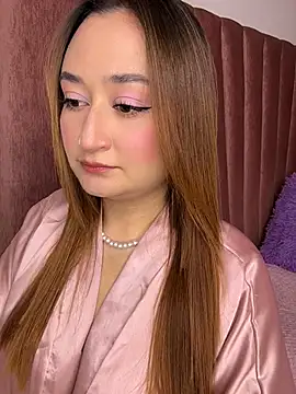 SalomeFlores online show from April 8, 11:59 pm