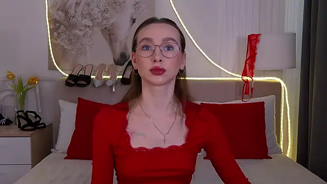 Emily Simon online show from March 16, 4:29 am