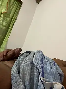 Snapshot of juandacaliente78 chatting on January 15, 5:01 am juandacaliente78 online show from January 15, 5:01 am