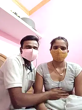 Cutiepie91 online show from April 13, 5:13 am