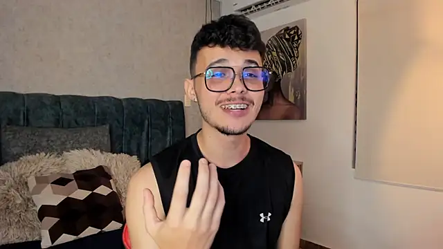 Snapshot of Alhan_Twink chatting on July 7, 6:47 am Alhan Twink online show from July 7, 6:47 am