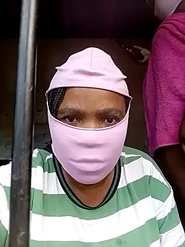 Snapshot of KAT_AND_DEE chatting on February 2, 2:27 pm KAT AND DEE online show from February 2, 2:27 pm