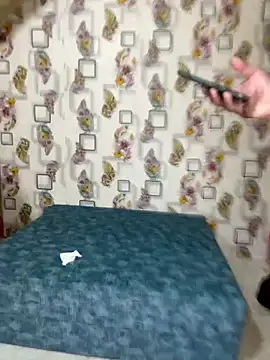 Forest Queen online show from April 5, 6:54 am