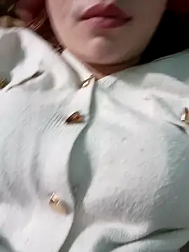 lylinhjim online show from January 18, 8:34 pm