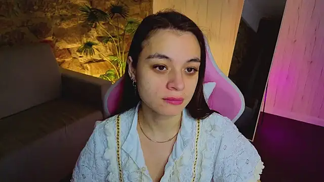 Kim Bless online show from February 10, 1:10 am