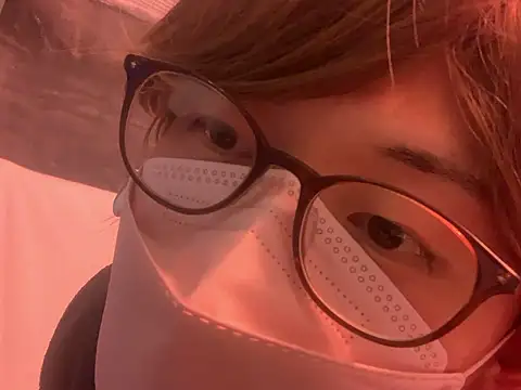 Snapshot of You_Aoi chatting on February 10, 10:19 am You Aoi online show from February 10, 10:19 am