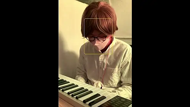 Snapshot of You_Aoi chatting on February 28, 6:25 am You Aoi online show from February 28, 6:25 am