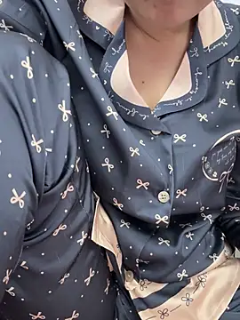 Donna9696 online show from January 18, 6:17 am