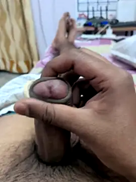 Snapshot of Hornyksg chatting on February 12, 6:14 pm Hornyksg online show from February 12, 6:14 pm