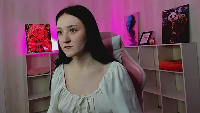 LexiVale online show from January 19, 9:13 am