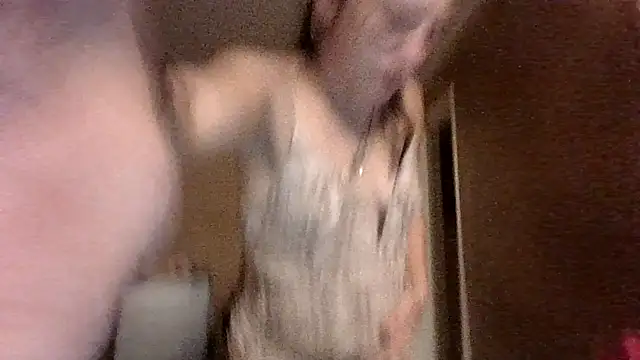 LadySn0w26 online show from July 27, 6:53 am