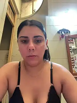 Snapshot of anita1825 chatting on January 15, 3:27 pm anita1825 online show from January 15, 3:27 pm