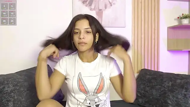 chloe peach  online show from February 12, 12:44 pm