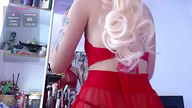 Snapshot of MelisaVelvet chatting on July 9, 8:13 pm MelisaVelvet online show from July 9, 8:13 pm