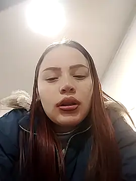 Crystaa12 online show from February 17, 12:01 pm