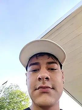 attractive-sexx online show from April 8, 8:53 pm