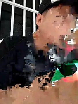 attractive-sexx online show from April 16, 5:25 pm