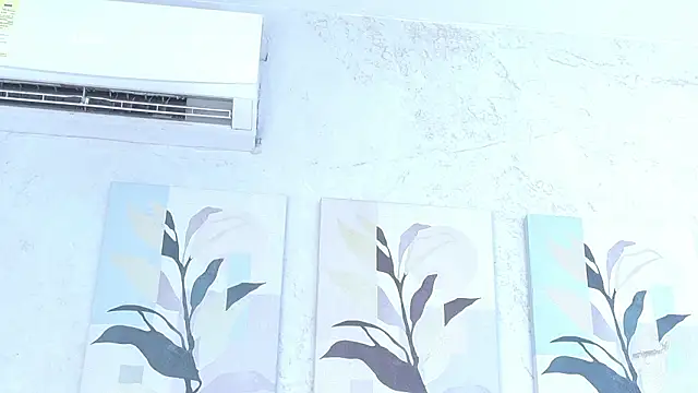 sofia laverde online show from March 29, 6:52 pm