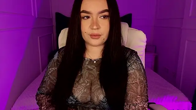 tinafox  online show from March 27, 8:09 am