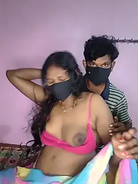 Snapshot of hotcopuleandsweet chatting on February 25, 5:00 pm hotcopuleandsweet online show from February 25, 5:00 pm