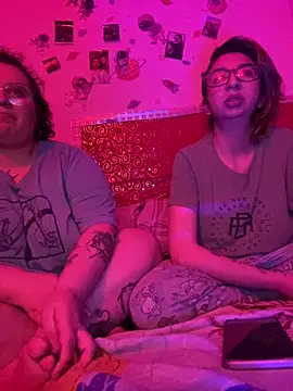 RavenEllieUniverse online show from February 20, 7:21 am