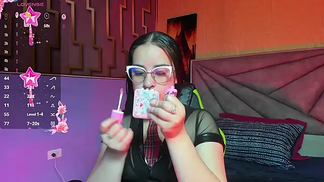 valeri sotoo online show from February 26, 1:21 pm