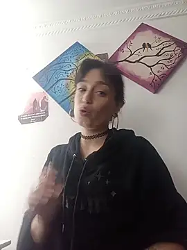 Snapshot of JenniQ69 chatting on February 4, 1:28 pm JenniQ69 online show from February 4, 1:28 pm