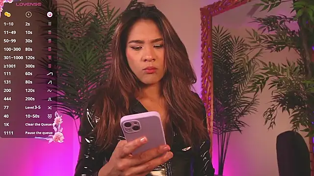 Snapshot of Mary_funny chatting on March 2, 7:32 pm Mary funny online show from March 2, 7:32 pm