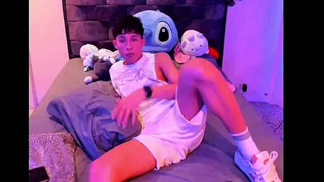 Adam hottie online show from March 12, 7:47 am