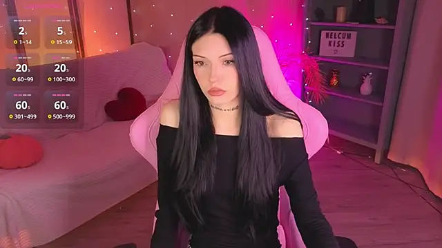 Kelly  Bunny online show from April 18, 5:55 am