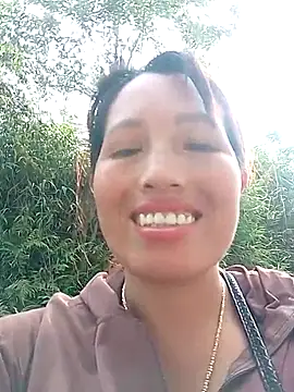 Gummiesu online show from April 6, 1:25 am