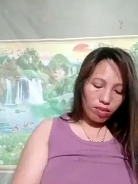 Gummiesu online show from April 14, 8:37 pm