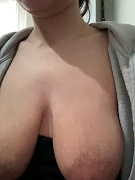 MisyonerNur online show from February 24, 7:50 am