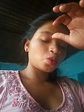 Snapshot of Jyoti_rathor chatting on May 27, 3:42 pm Jyoti rathor online show from May 27, 3:42 pm