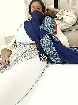 Snapshot of sexysiya11 chatting on January 15, 6:00 pm sexysiya11 online show from January 15, 6:00 pm