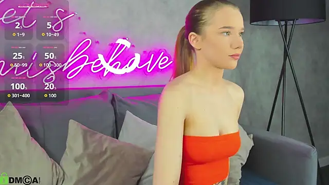 Nicole Vasquez online show from March 13, 9:16 am