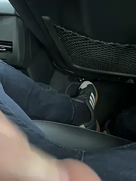 Snapshot of longdong00789 chatting on February 5, 8:08 am longdong00789 online show from February 5, 8:08 am