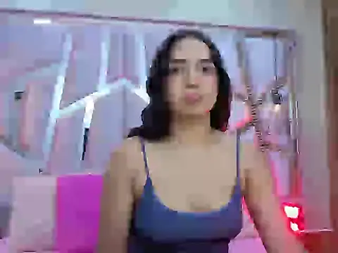 Emma Thompssonn online show from April 14, 12:11 pm