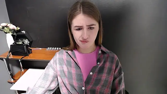 Sunny siren online show from April 18, 12:53 pm