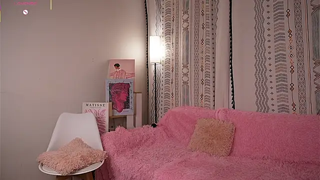 CarmaOlen online show from March 11, 7:09 pm