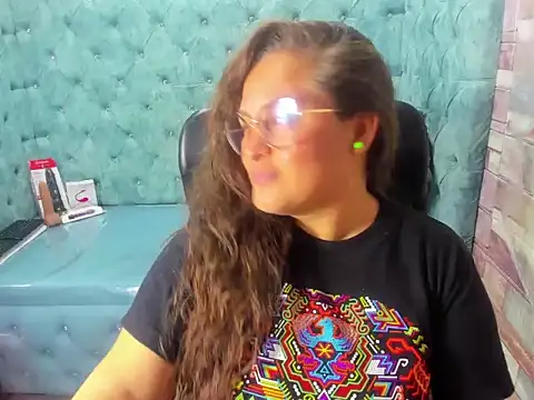 Sarah Boobs  online show from April 15, 3:46 am