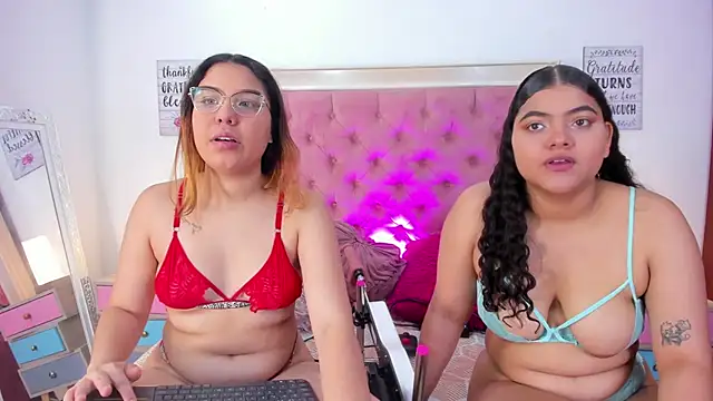 AllisonAdams  online show from April 20, 8:10 pm