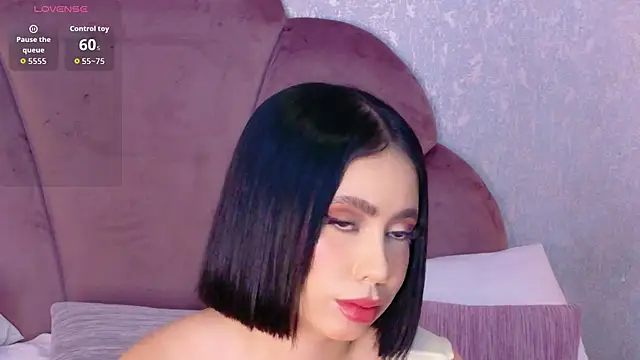 Sienna-Gold online show from July 8, 1:15 pm