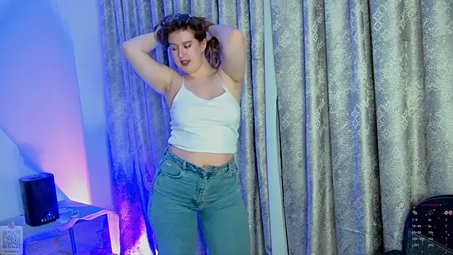 LilianBliss online show from February 3, 9:42 pm