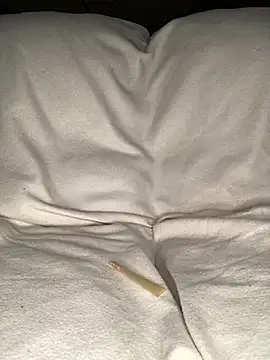 givemeabreak34 online show from March 23, 4:49 am