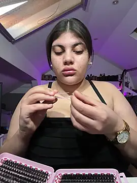 MinaKhalina online show from March 18, 5:05 pm