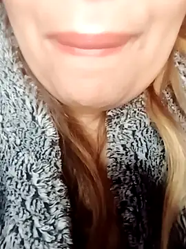 Naughty-Yousra online show from March 6, 9:17 am