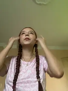 Carithooo online show from February 11, 10:59 pm