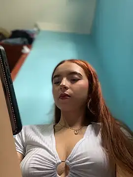 Carithooo online show from February 22, 8:40 pm